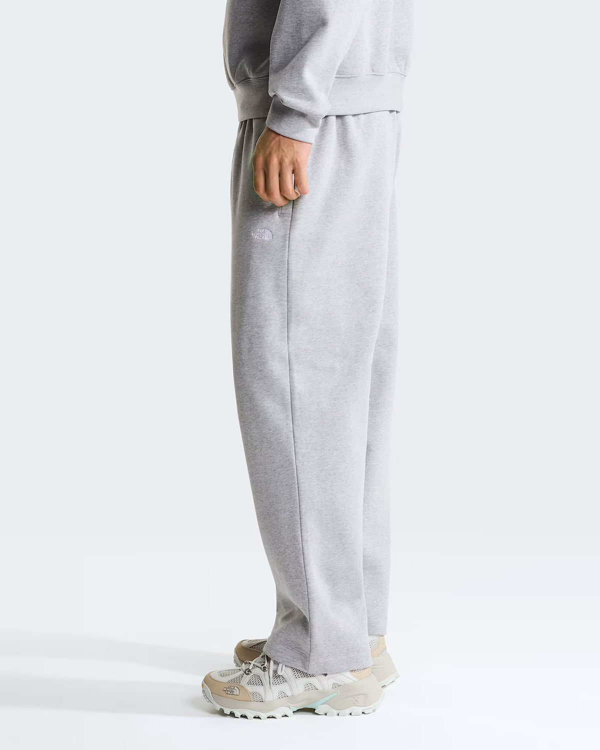 Pantalone - The North Face - NF0A8JBB Joggers Essential