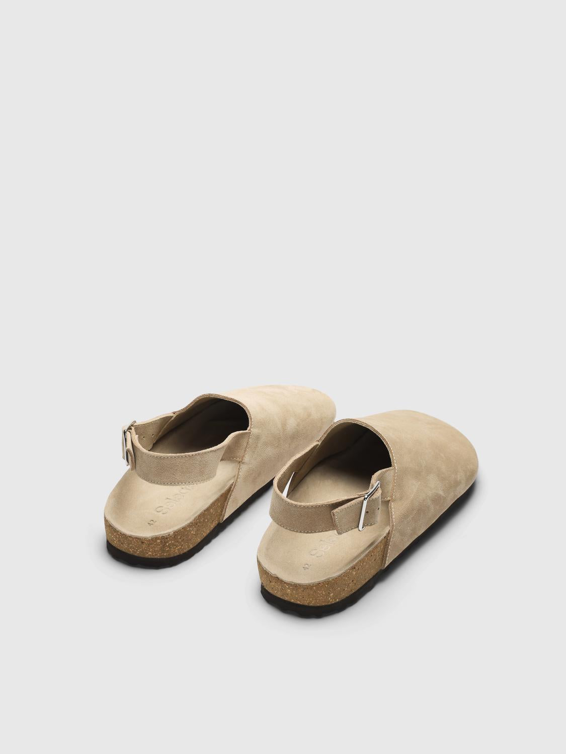 Sabot - Seleceted - 16101086 Sebastian